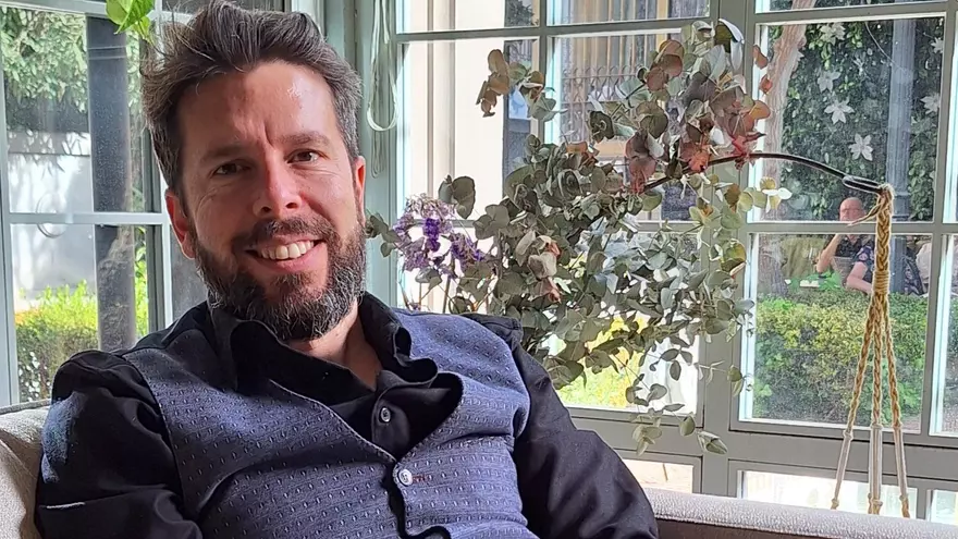 El flamenco, práctica artística contemporánea, no se puede encuadrar. Pedro Ordóñez Eslava. Granada. Universidad.